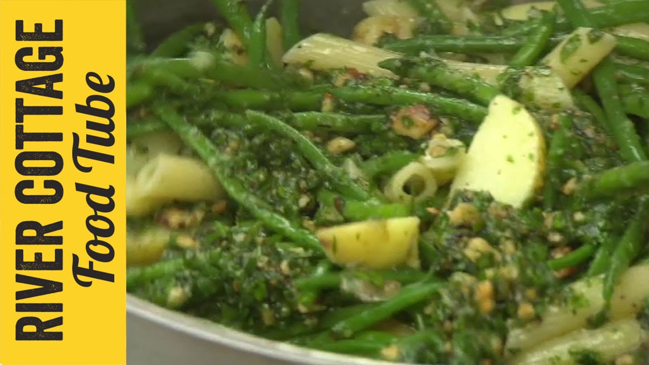 Homemade Pesto with Green Beans, Potatoes and Pasta Hugh Fearnley